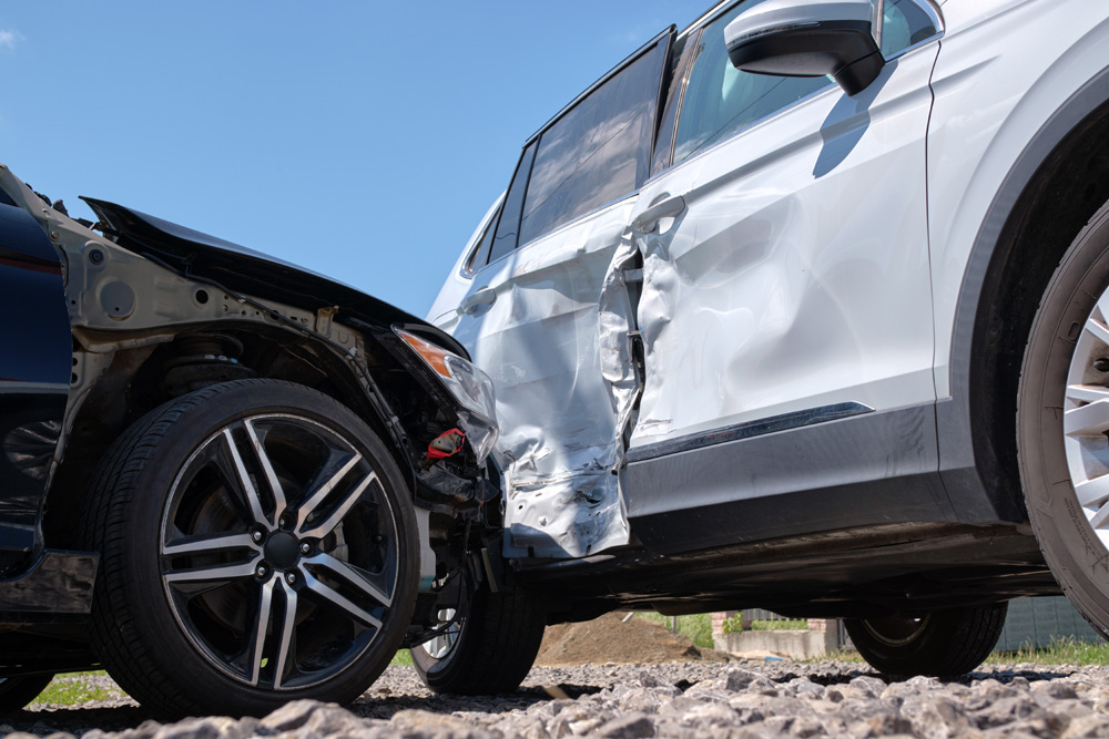 Cars-crashed-heavily-in-road-accident-after-collision-on-city-street