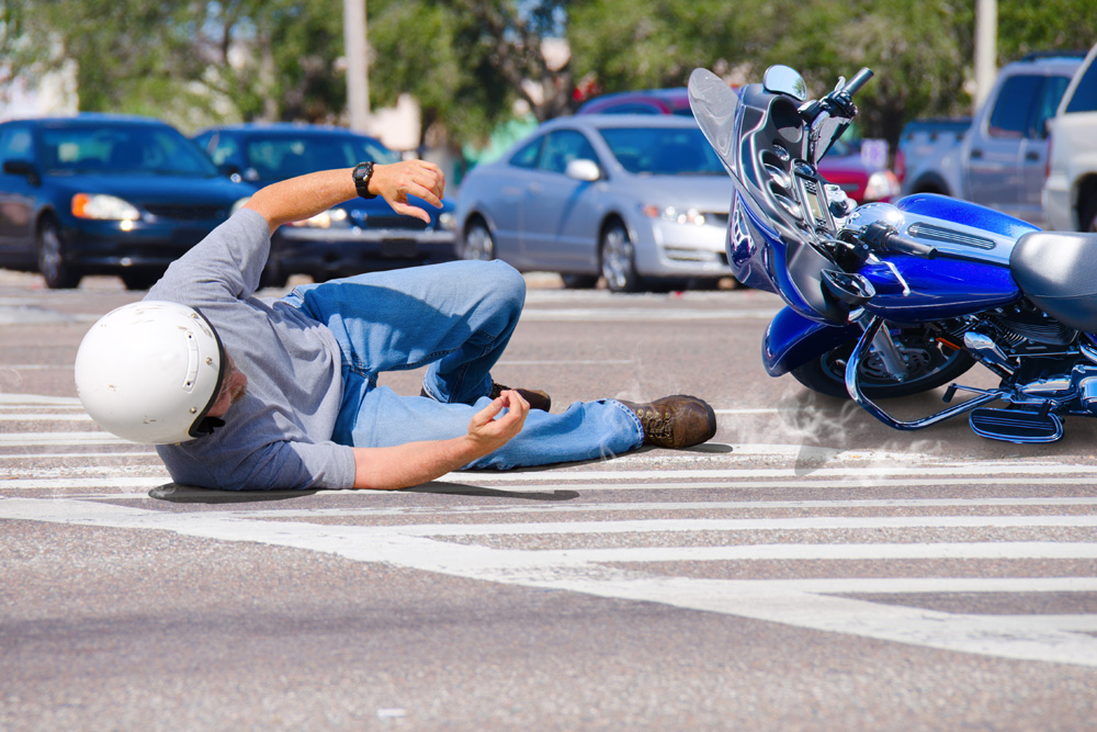 Motorcycle-Wreck-in-Busy-Intersection