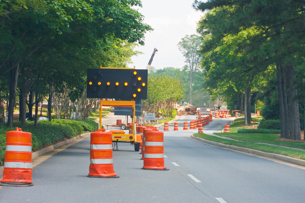 Road-Construction-with-Lane-Closed